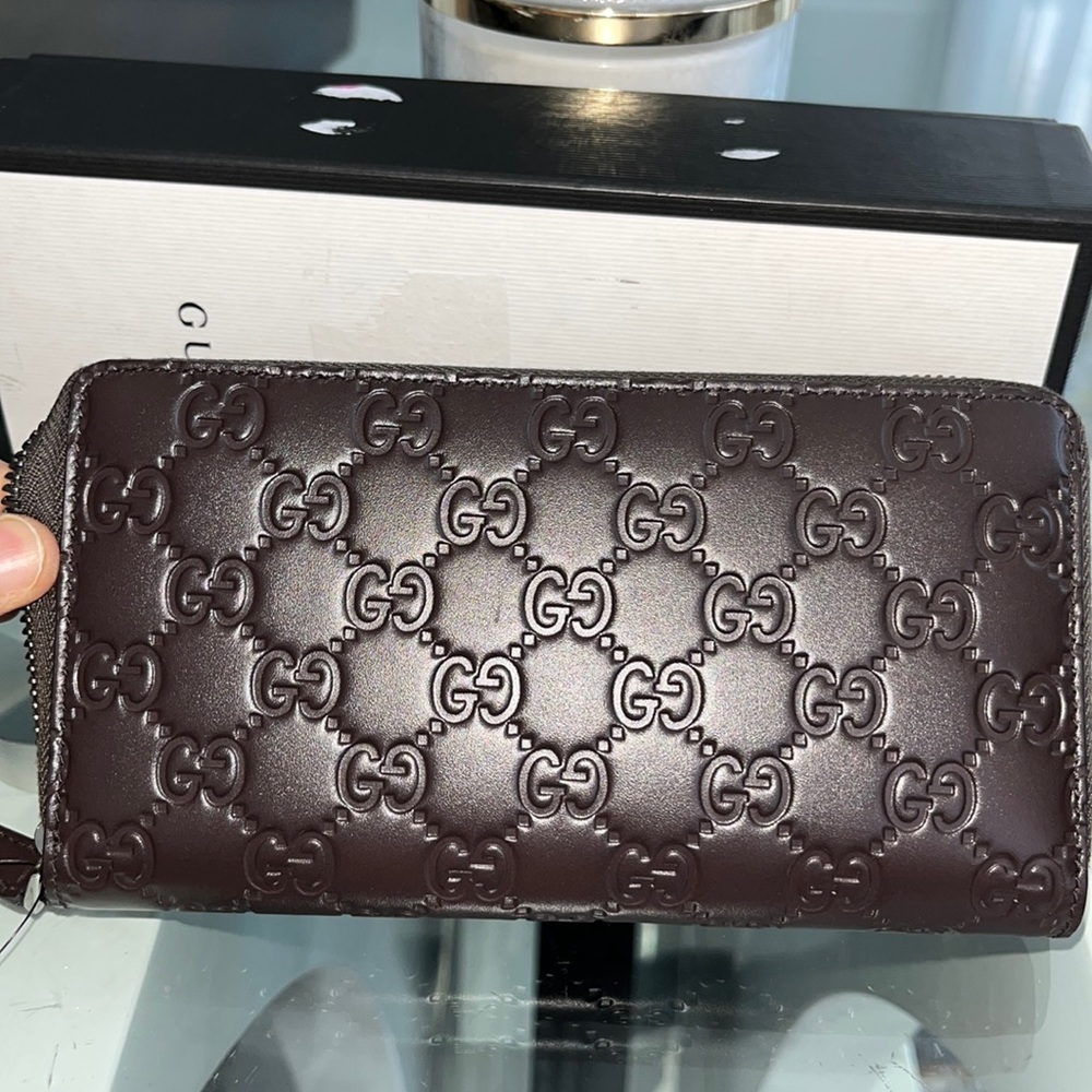 Gucci wallet - Picture 1 of 5